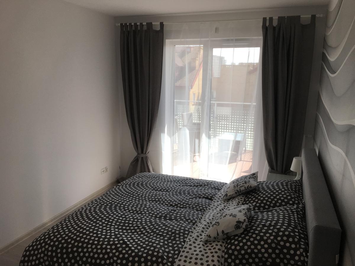 Apartament Solna 11 *